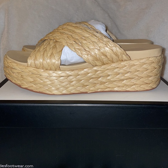 NWT J/SLIDES QUIVER Natural Raffia Sandal - Picture 11 of 15